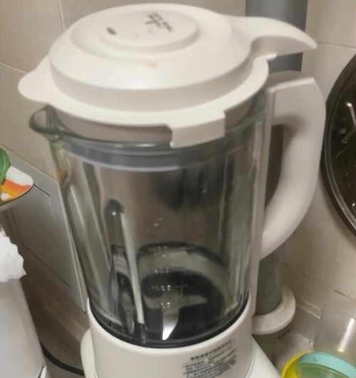 解决豆浆机有电但不转动的问题（豆浆机故障排查与修复指南）