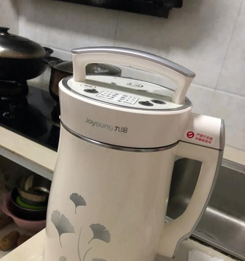 解决豆浆机有电但不转动的问题（豆浆机故障排查与修复指南）