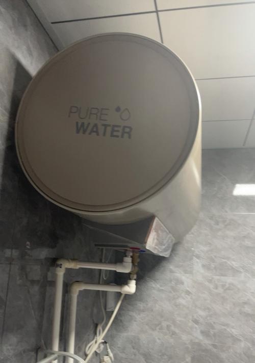65升美的热水器清洗方法（轻松解决家中热水器清洗难题）