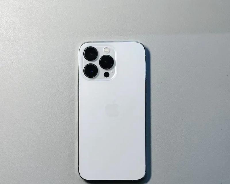 iPhone 13 Pro屏幕分辨率是多少？清晰度表现如何？