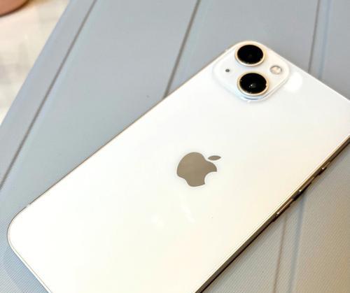 iPhone13哪个颜色最保值？购买时应该考虑哪些因素？