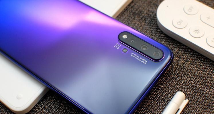 华为nova5对比nova5pro哪个更值得买？