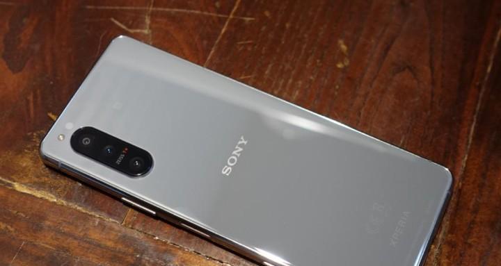 sonyxperia5ii评测怎么样？性能和相机表现如何？