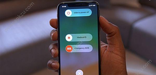 iPhone13无法开机时强制重启的方法是什么？