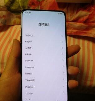 OPPO Reno十倍变焦版参数配置是什么？如何选购合适版本？