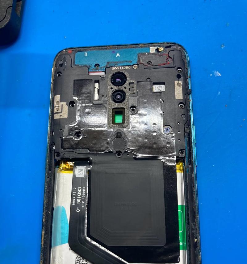 OPPO Reno十倍变焦版参数配置是什么？如何选购合适版本？