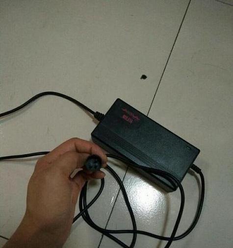 华鹰楼宇对讲分机充电器如何使用？充电时长是多少？