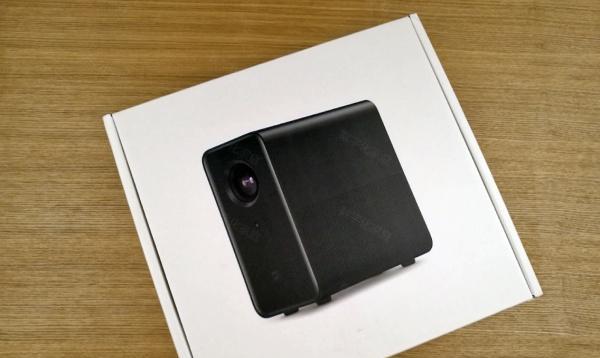 小米投影仪拆卸步骤是什么？