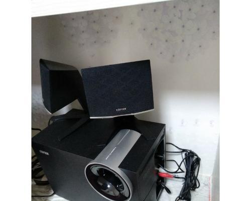 电脑音箱出现滴滴声是哪里出问题了？