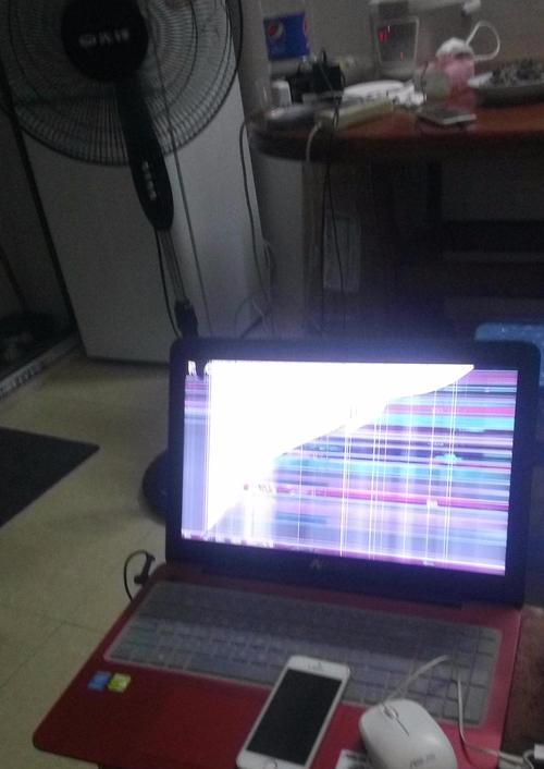 华硕笔记本屏幕拆卸方法是什么？需要注意什么？