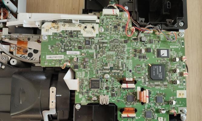 投影仪除尘具体是指什么？