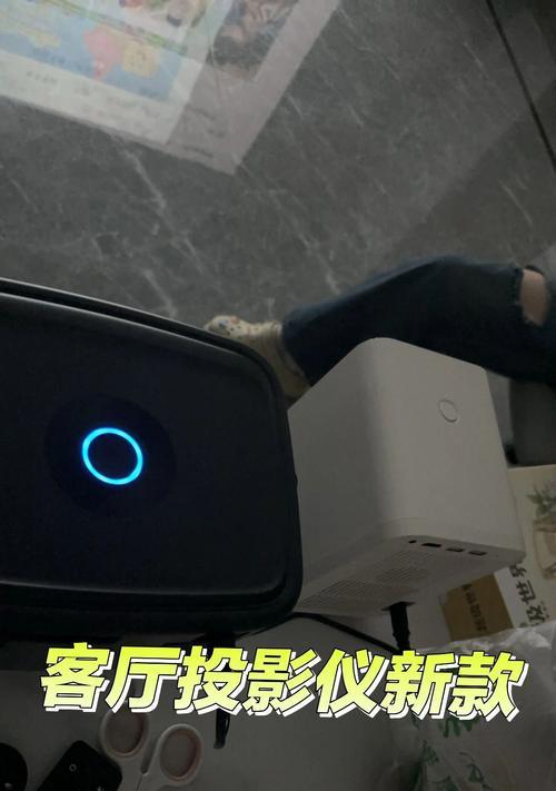 投影仪显示模糊如何调整清晰度？