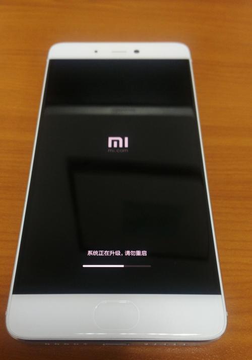 小米笔记本花屏开机的解决方法是什么？