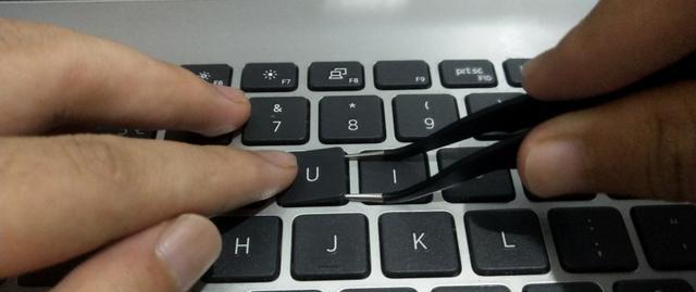 笔记本支撑轴拆卸步骤是什么？