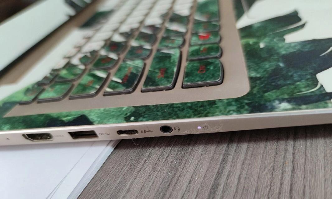 电脑换了开机键黑屏怎么回事？可能原因有哪些？