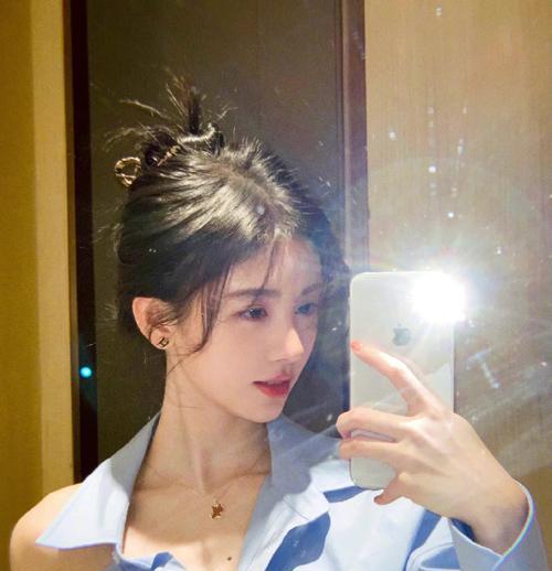 晚上手机对镜拍照效果好吗？如何调整设置？
