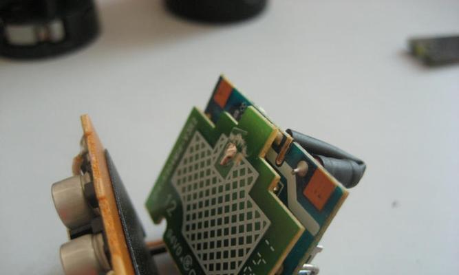 镊子充电器使用方法视频教程在哪里找？视频中有哪些实用技巧？