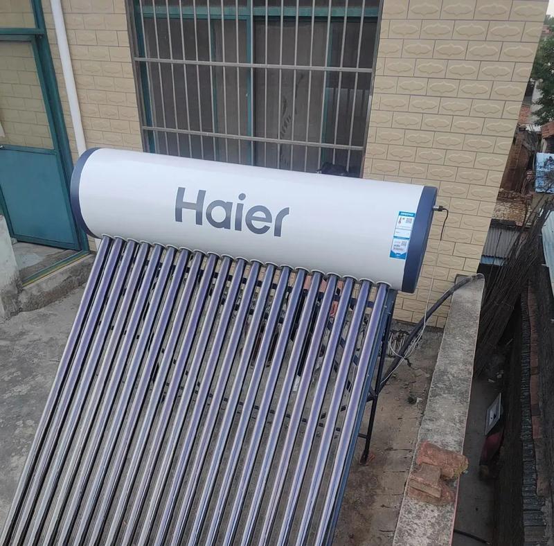 天台太阳能热水器的形状有哪些？