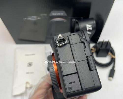 索尼单反相机镜头的拆卸方法是什么？