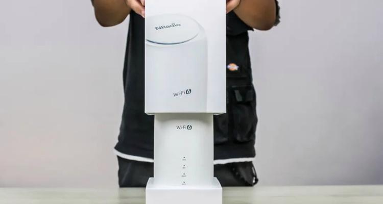 鲲鹏折叠路由器的性能如何？使用中可能会遇到哪些问题？