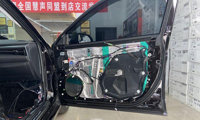 亚洲龙外接音箱如何调整？调整过程中应注意什么？