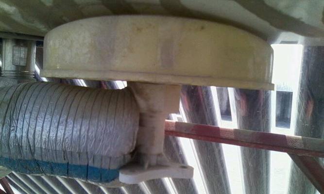 简易热水器罩子怎么拆？拆卸过程中需要注意什么？