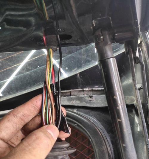 路由器没有牌照灯怎么安装？安装路由器时牌照灯不亮怎么办？