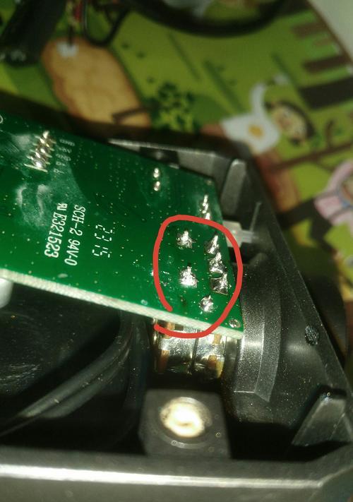 话筒音箱主板拆解时应注意哪些安全措施？