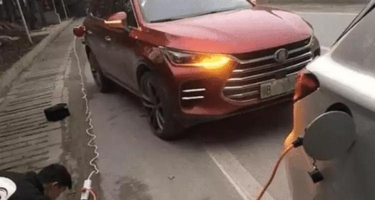 电车驻车时是否需要移动电源？不使用移动电源会有什么影响？