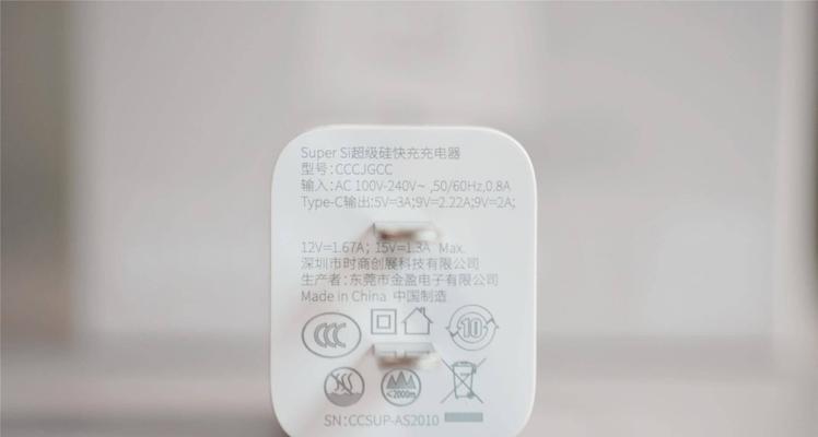 电热水器带地暖的工作原理是什么？如何维护？