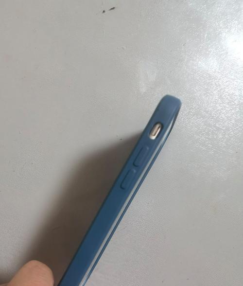 手机保护壳摄像头裸露的解决方法是什么？