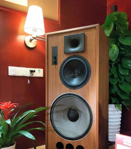 网易唱片音响的音质如何评价？与其他品牌相比如何？