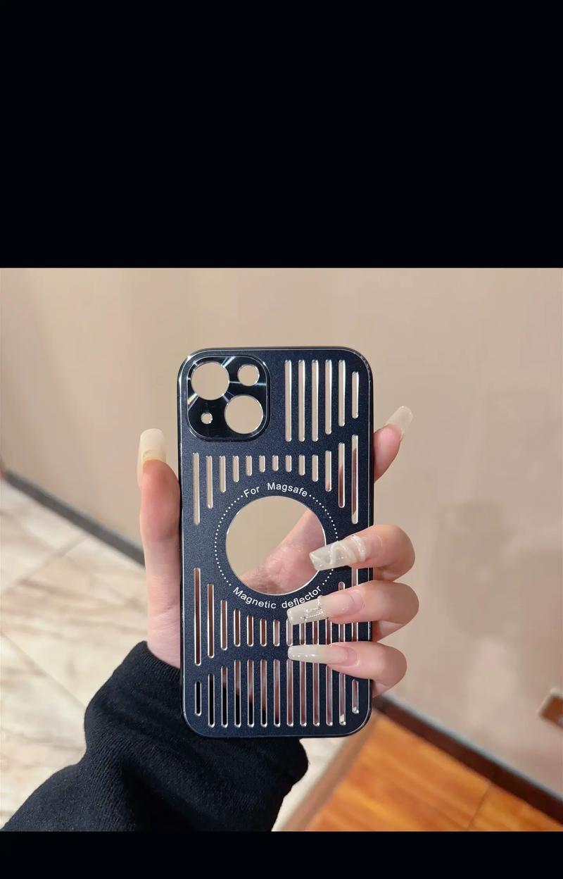 苹果玻璃黑色手机壳材质是什么？
