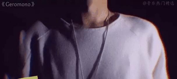 拥有低音炮嗓音的人叫什么？低音炮嗓音的特点是什么？