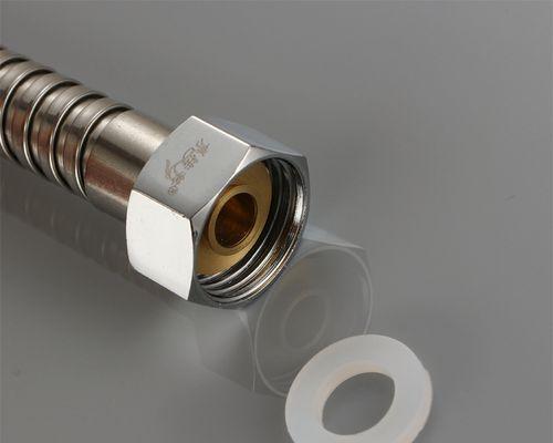 热水器螺纹管皮垫更换步骤是什么？更换时应注意什么？
