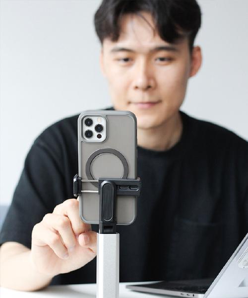 摄像机加手机支架怎么用？操作步骤是什么？