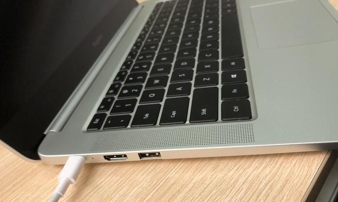 honor笔记本电脑发烫如何处理？有哪些散热技巧？