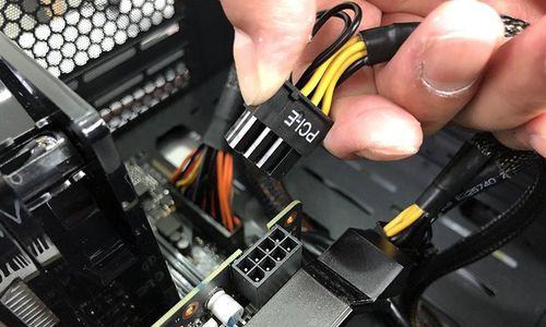 电脑加装显卡时应注意哪些事项？