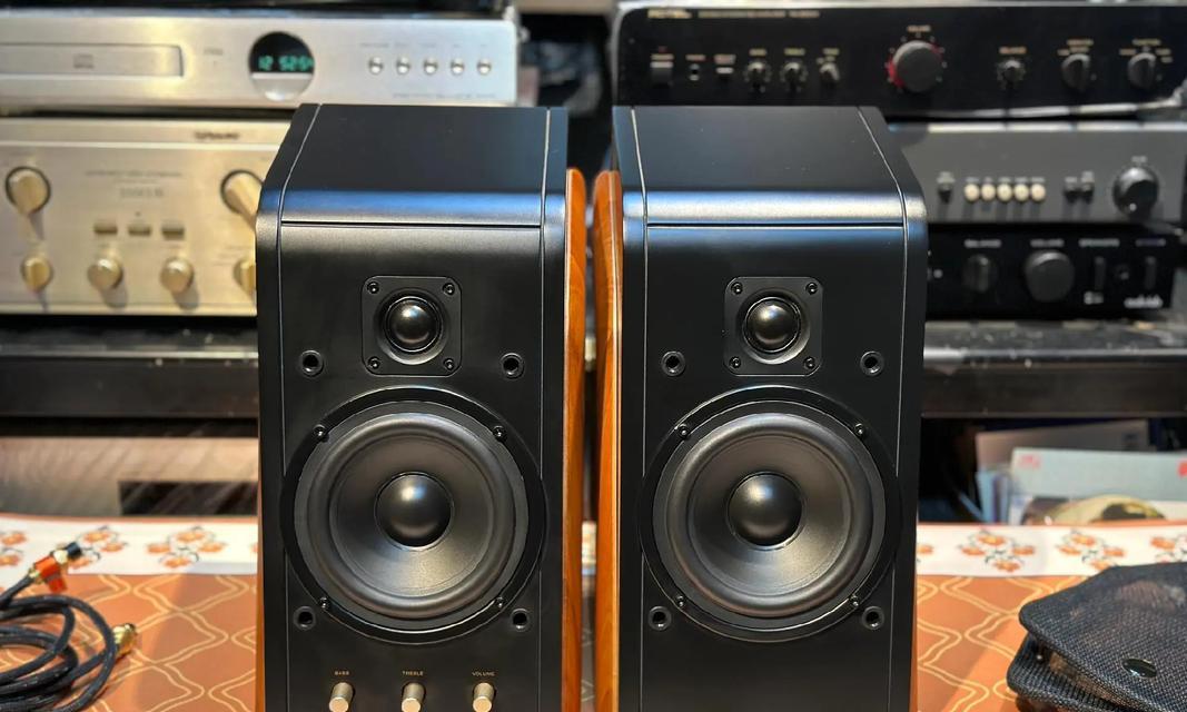 惠威m300音响适用的低音炮有哪些？